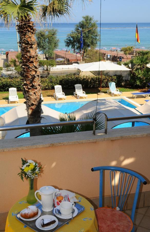 Sirenetta 4* Isola delle Femmine